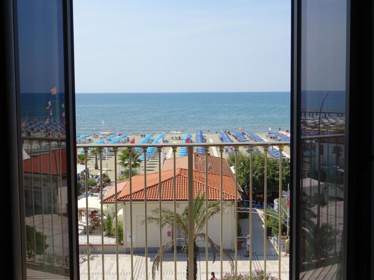 Dependance Dell'Hotel Sole E Mare Camaiore Bagian luar foto