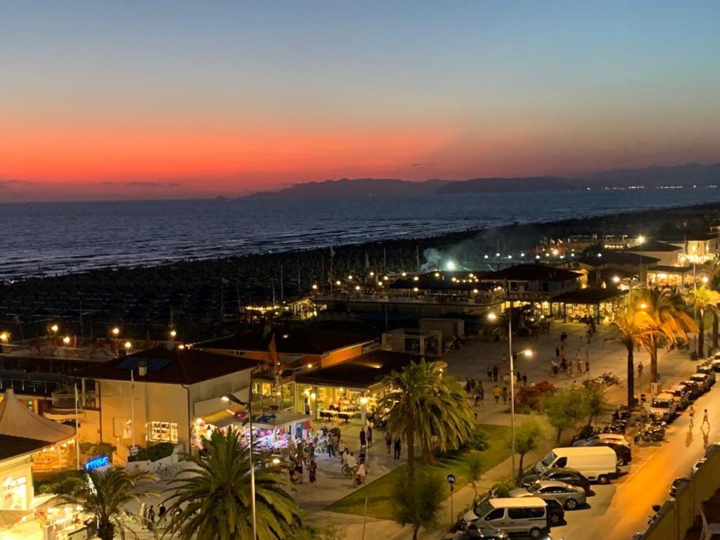 Dependance Dell'Hotel Sole E Mare Camaiore Bagian luar foto