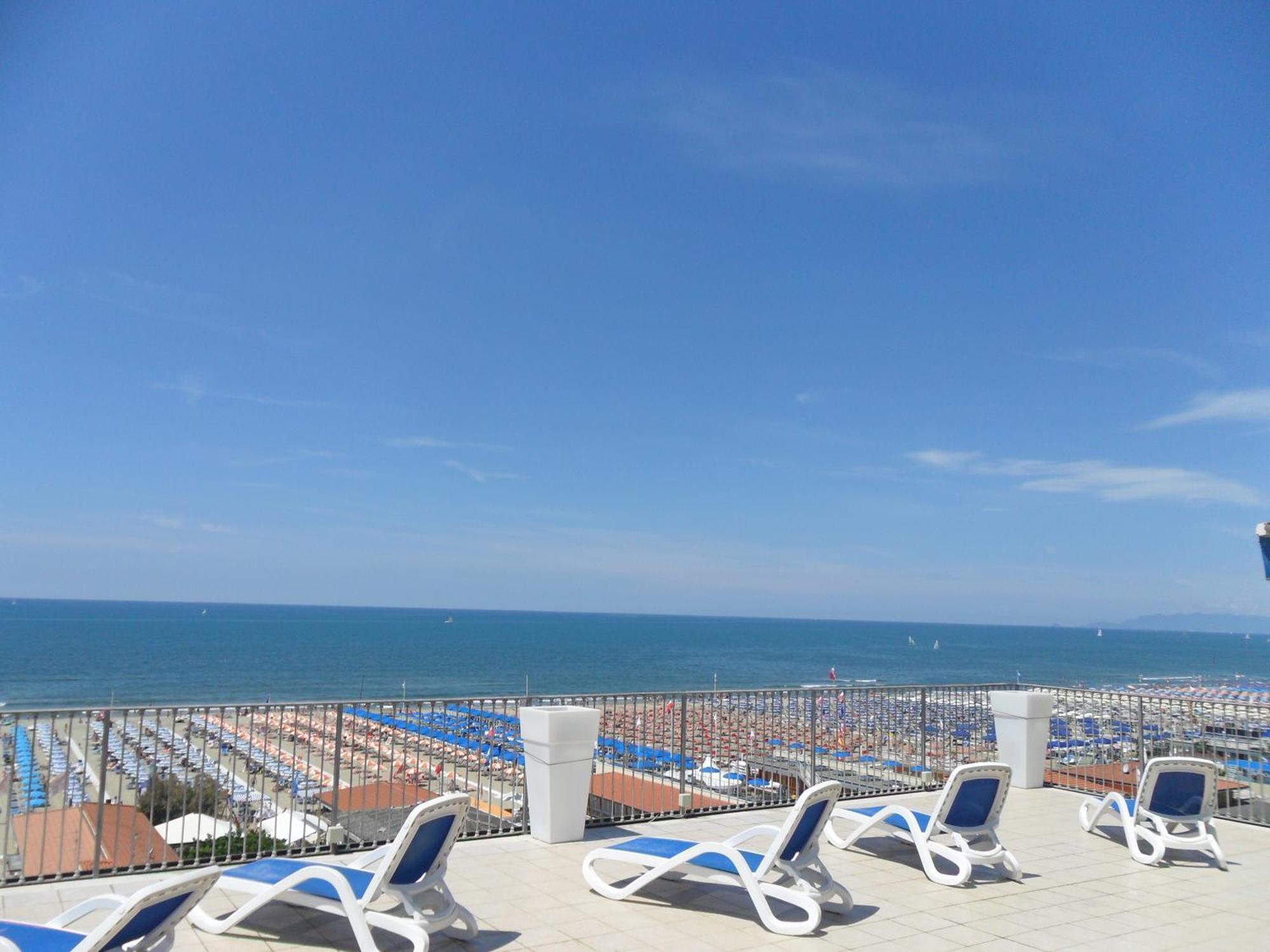 Dependance Dell'Hotel Sole E Mare Camaiore Bagian luar foto