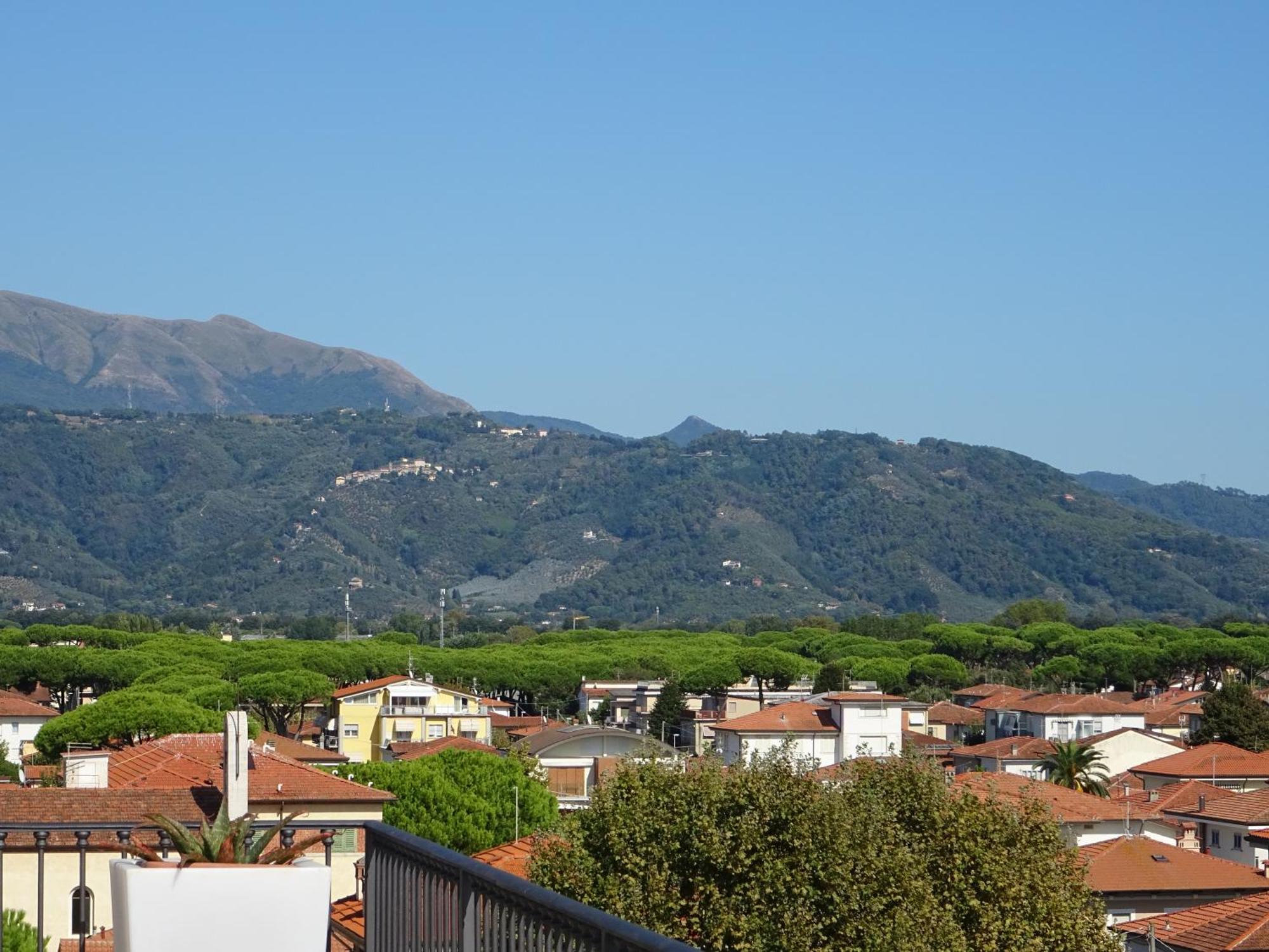 Dependance Dell'Hotel Sole E Mare Camaiore Bagian luar foto